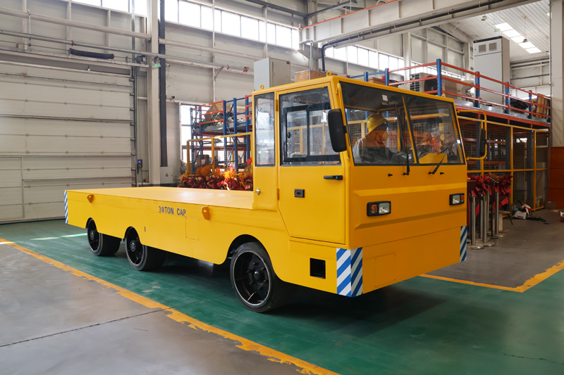 福建客戶訂購的方向盤貨運(yùn)平板車成功交付